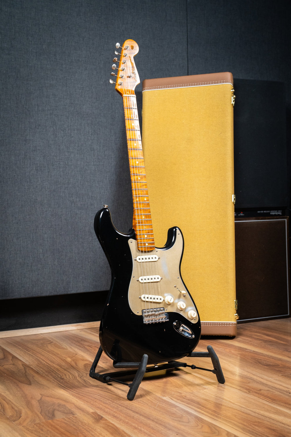 Fender Custom Shop LTD '58 Journeyman Strat w/Case + Accs - Closet Classic - Black - Pre-Owned