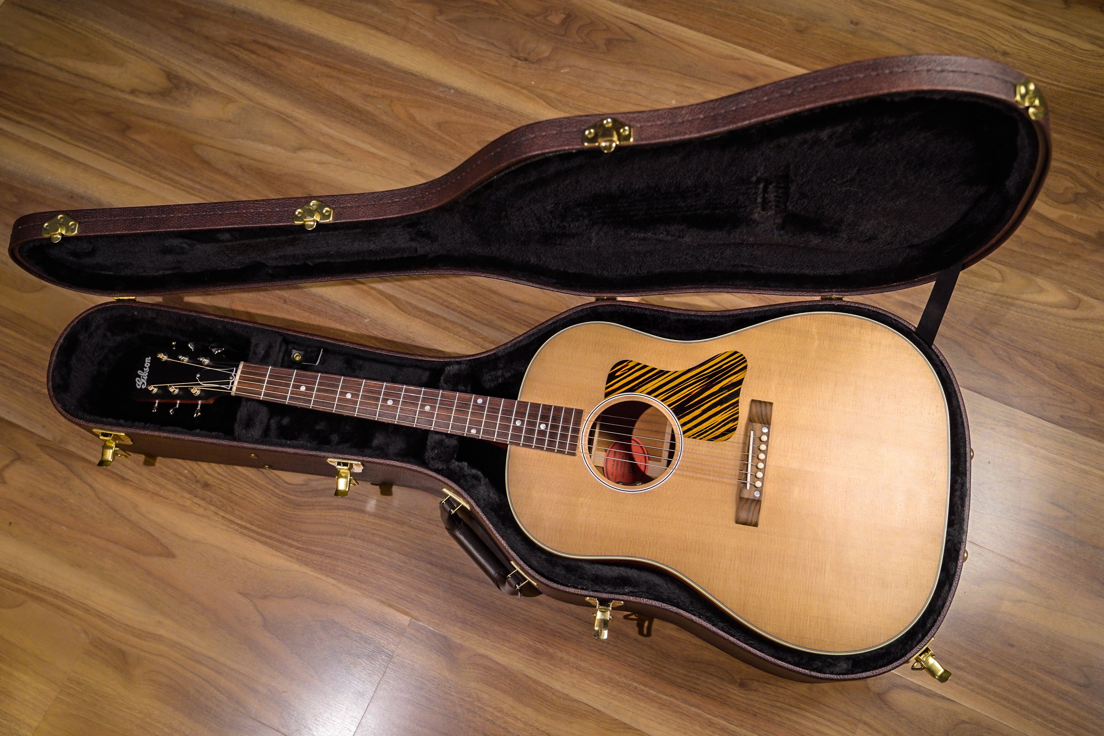 Gibson J-35 '30s Faded Acoustic Guitar - Pre-Owned