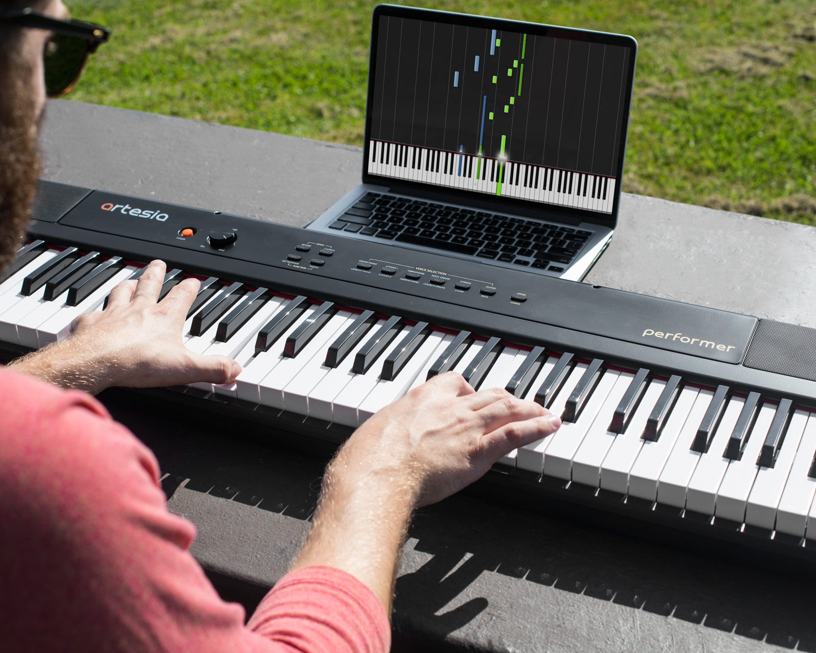 Artesia Pro Performer WH Portable Digital Piano - White