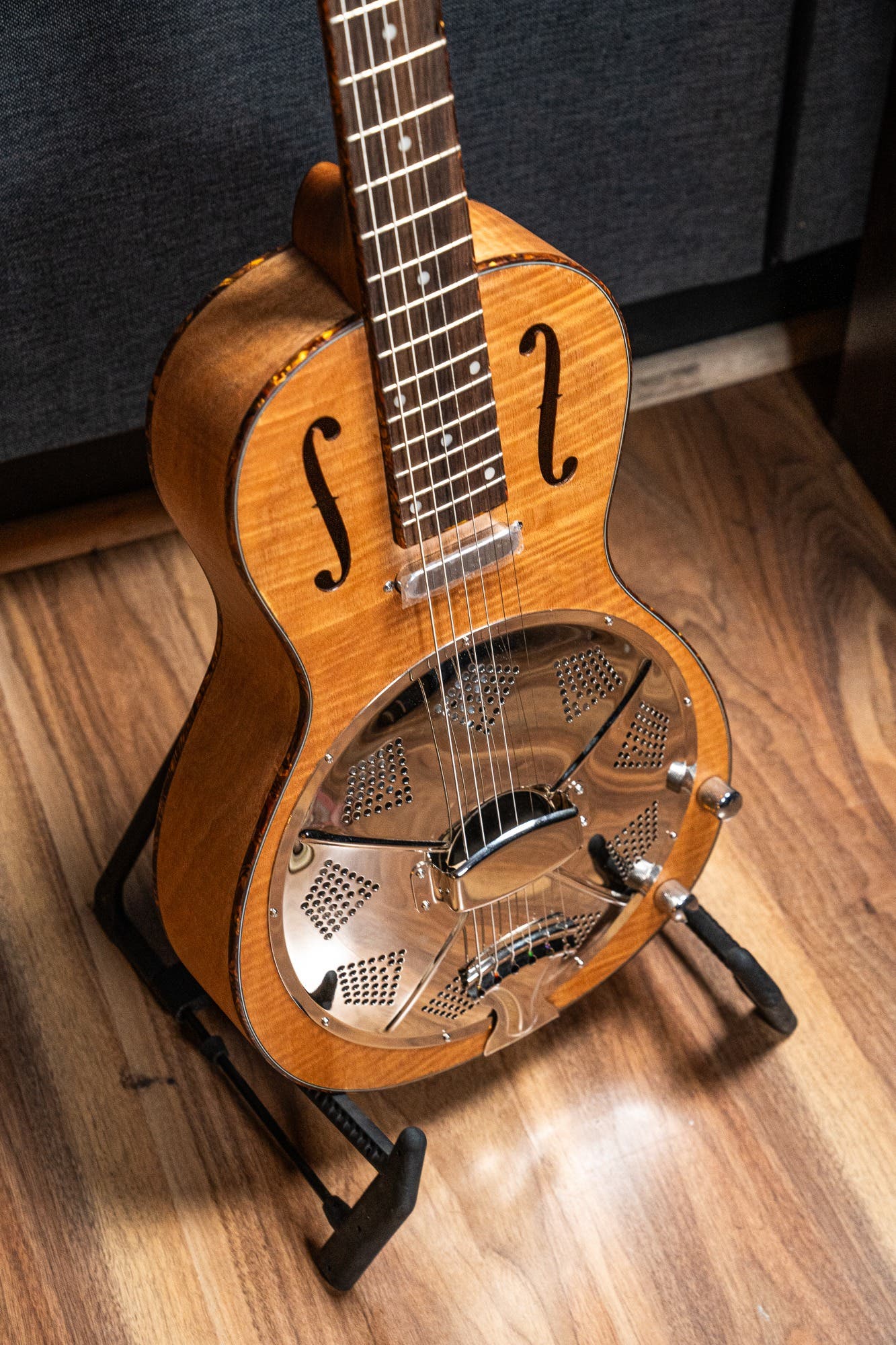 Bourbon Street Single Cone Parlour Size Resonator (BSR-P1C-W)