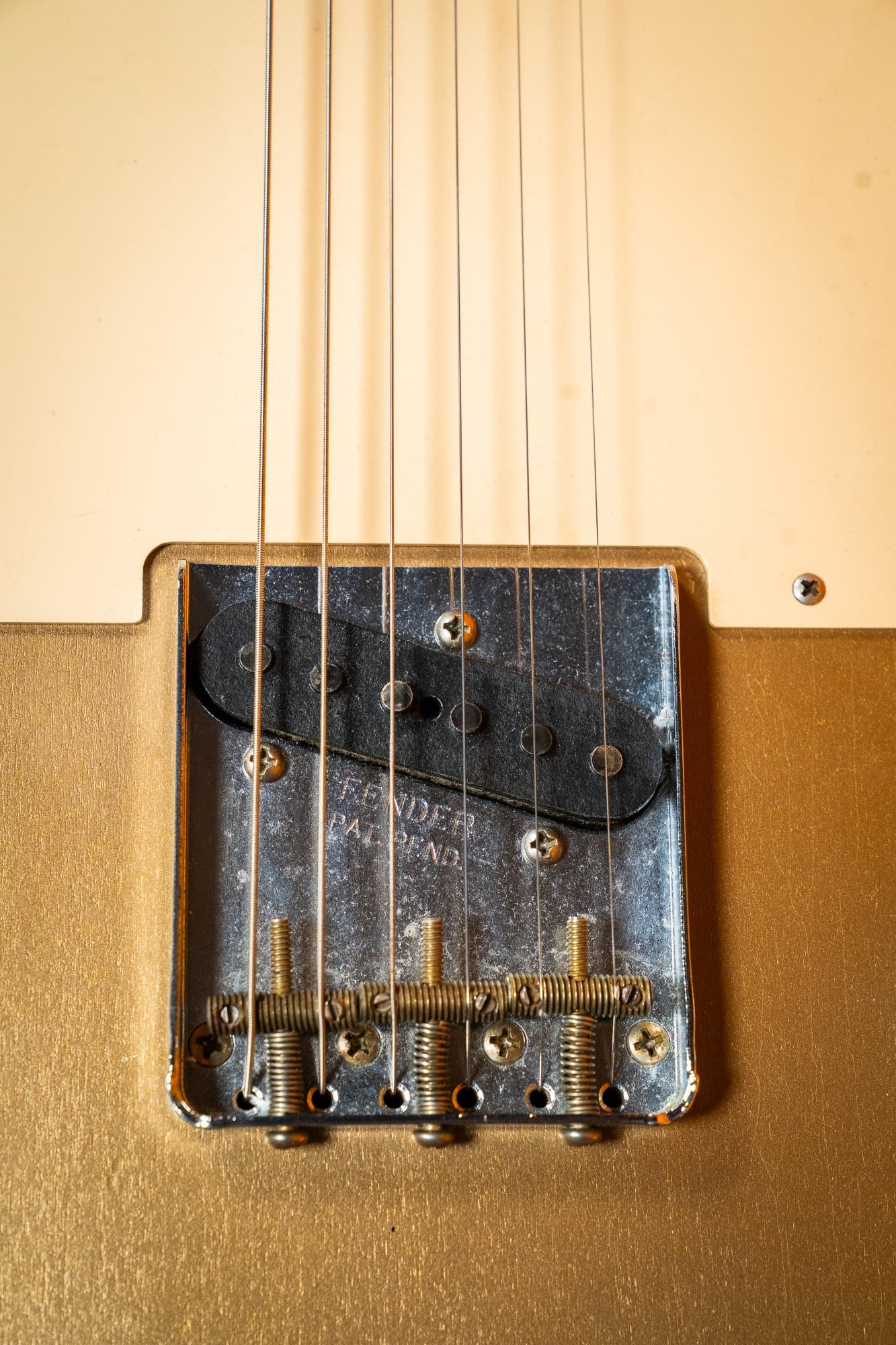 Fender 59 Esquire Custom Journeyman Relic - Aged Shoreline Gold - Pre-Owned (2018 Collection Custom Build for NAMM show 2017)
