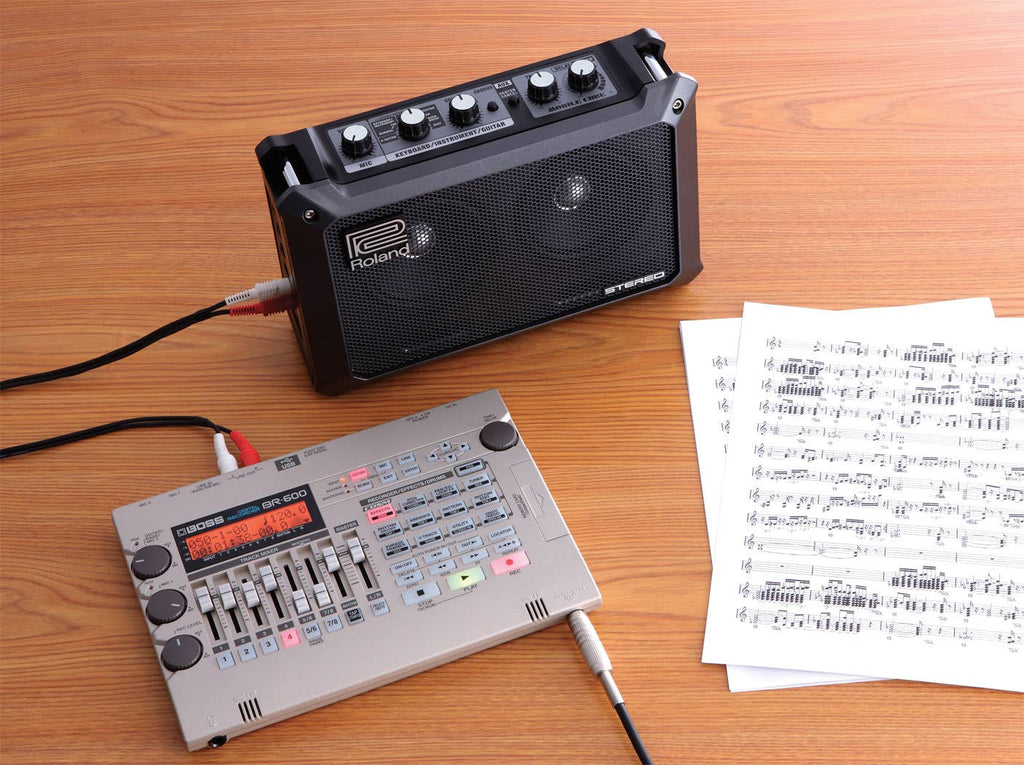 Roland MOBILE CUBE Battery-Powered Stereo Amplifier (MB-CUBE)