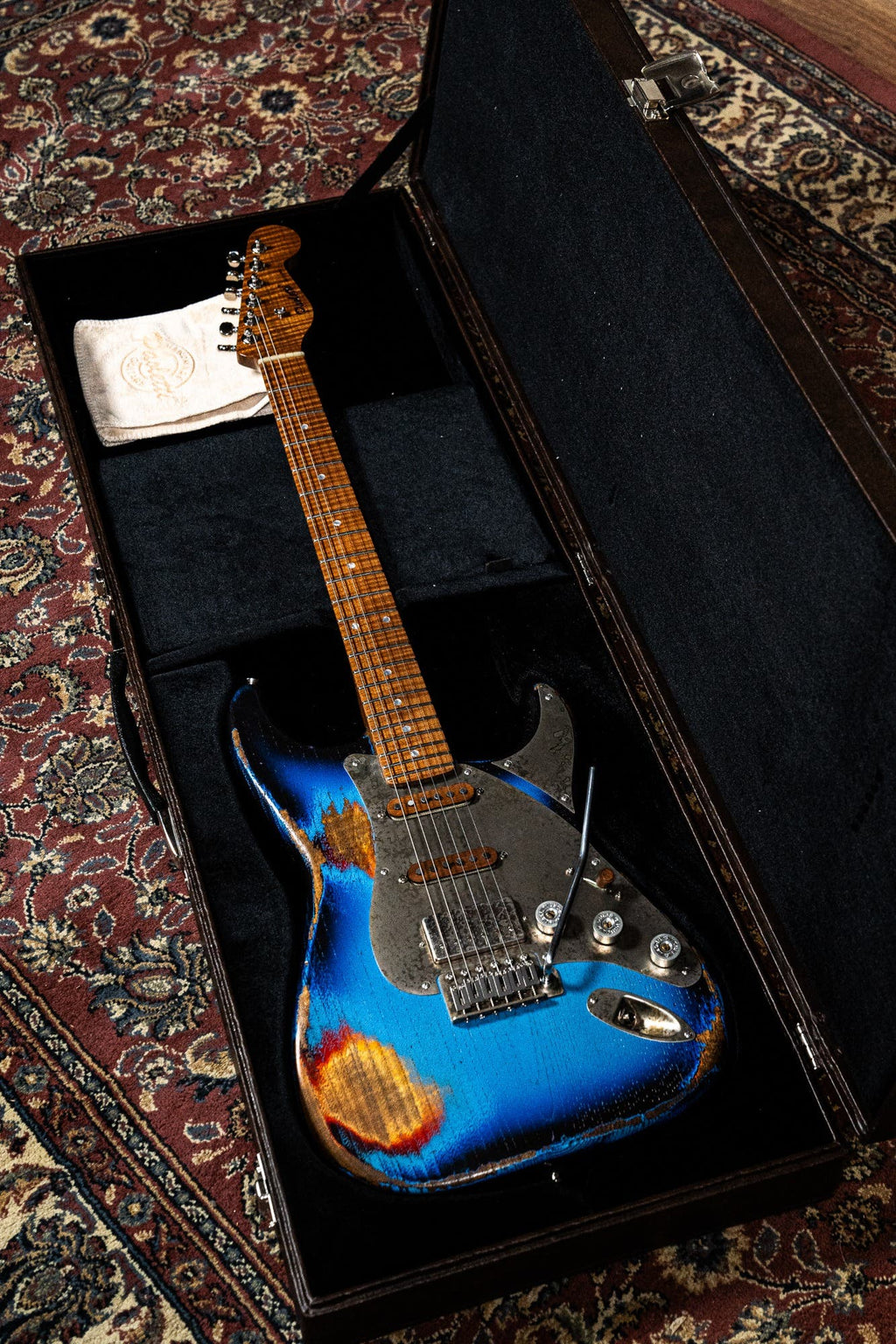 Paoletti Loft Alfa HSS - Flame Maple Neck -  Heavy Deep Blue / Sunburst