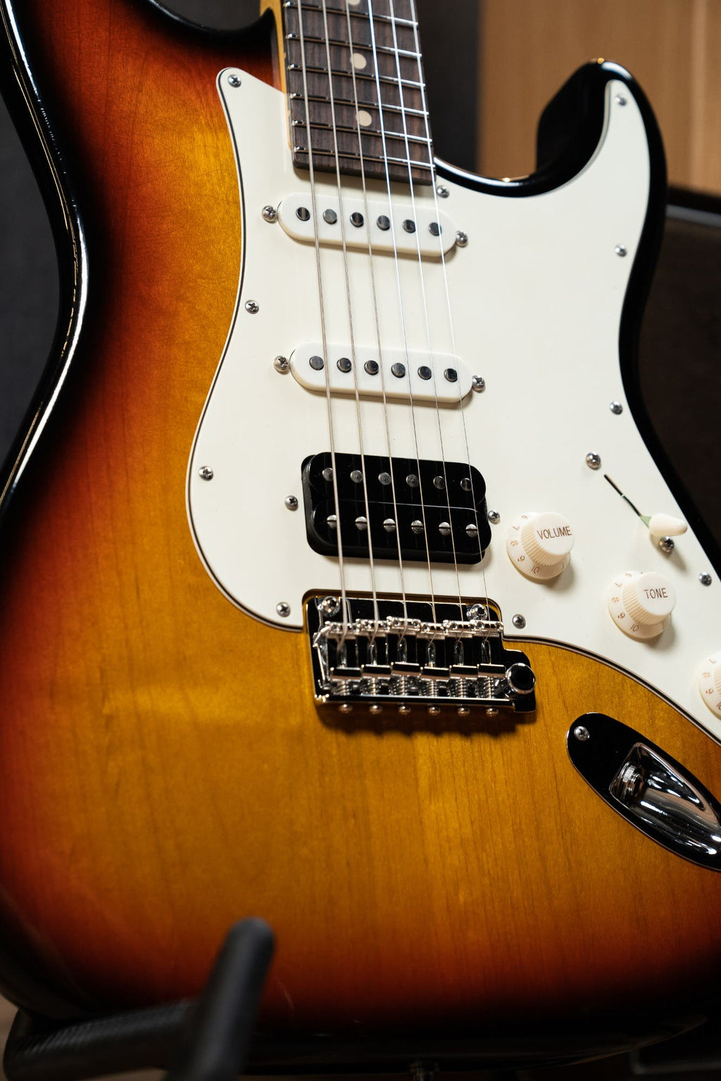 Suhr Classic S Antique HSS Guitar - 3-Tone Burst RW
