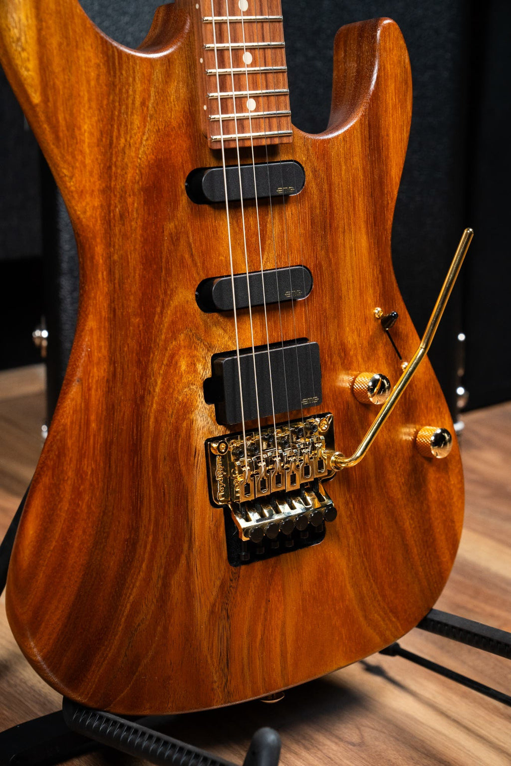 Suhr Reb Beach Signature Standard Guitar w/Case - Satin Koa PF